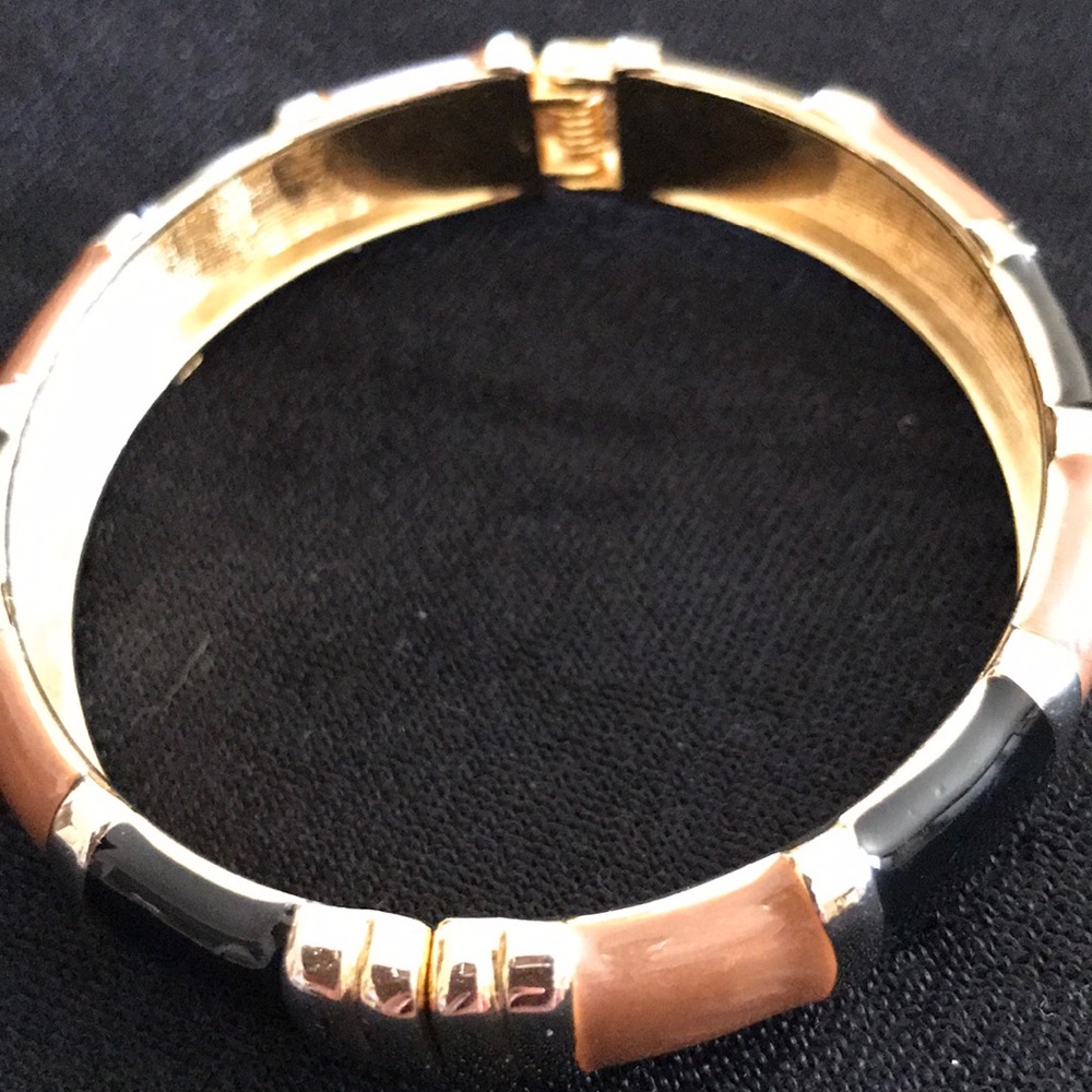 Bracelet - Picture 3 of 3
